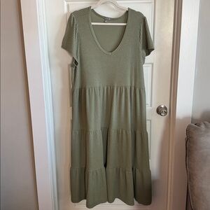 Green Plus Size Flowy Dress